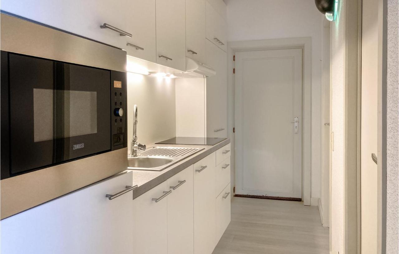 Gorgeous Apartment In Bredene With Kitchen Exterior foto